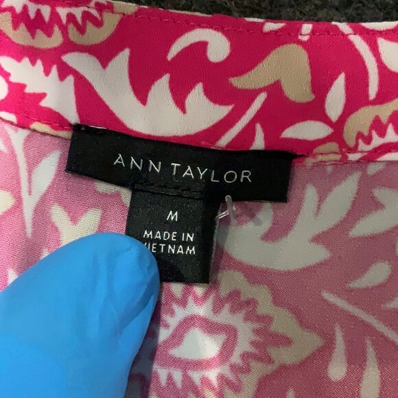 NWT Ann Taylor Size M long sleeve blouse - Picture 5 of 6